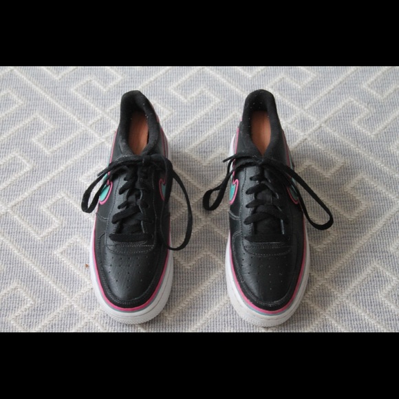 Nike Air Force 1 ‘07 LV8 ‘Sport Miami’ - Picture 3 of 6